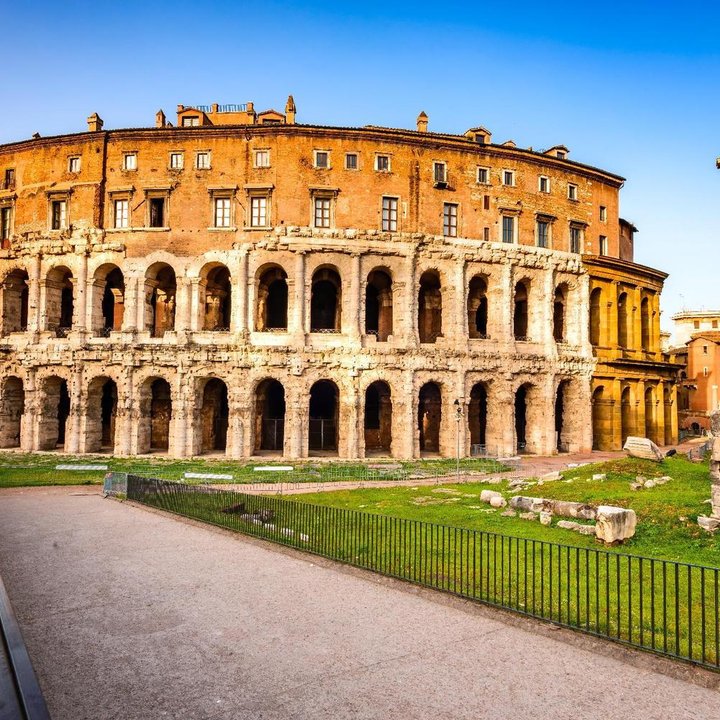 San Pietro Within Walking Distance Loft