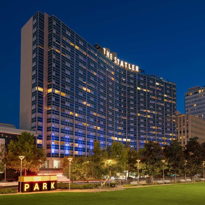 The Statler Dallas Curio Collection By Hilton