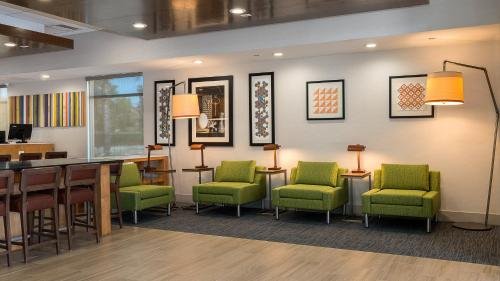 Holiday Inn Express Fullerton - Anaheim
