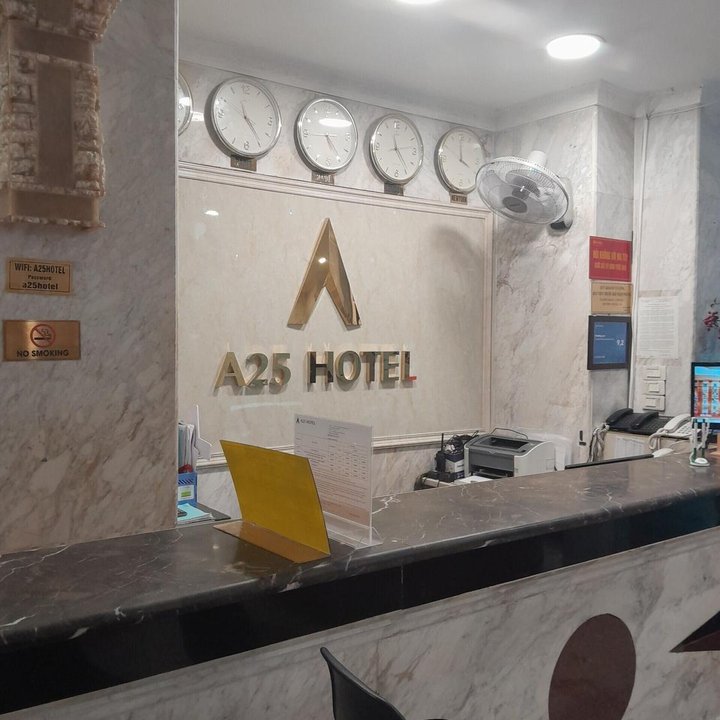 A25 Hotel - 221 Bach Mai