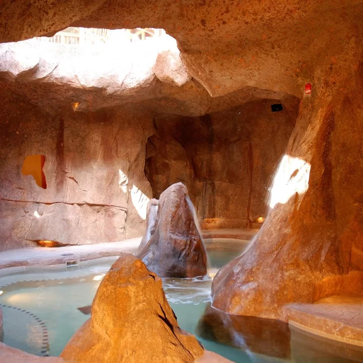 福克斯套房酒店