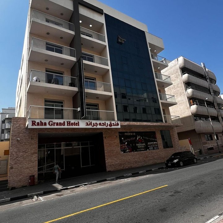 Raha Grand Hotel