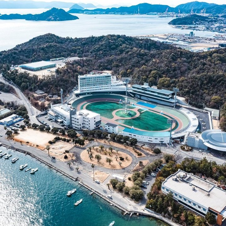 SETOUCHI KEIRIN HOTEL 10 by Onko Chishin