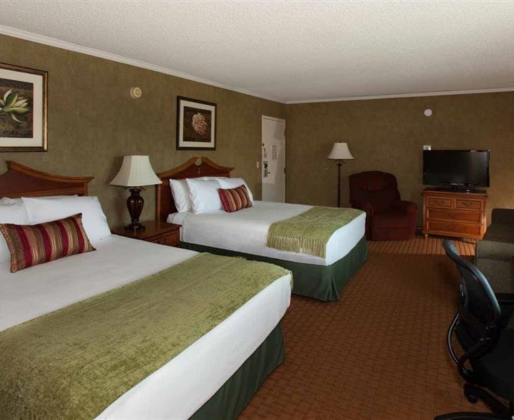 Best Western Plus Black Oak