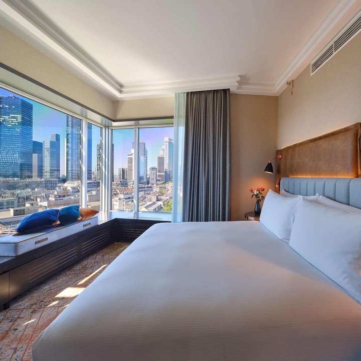 Hilton Frankfurt City Centre
