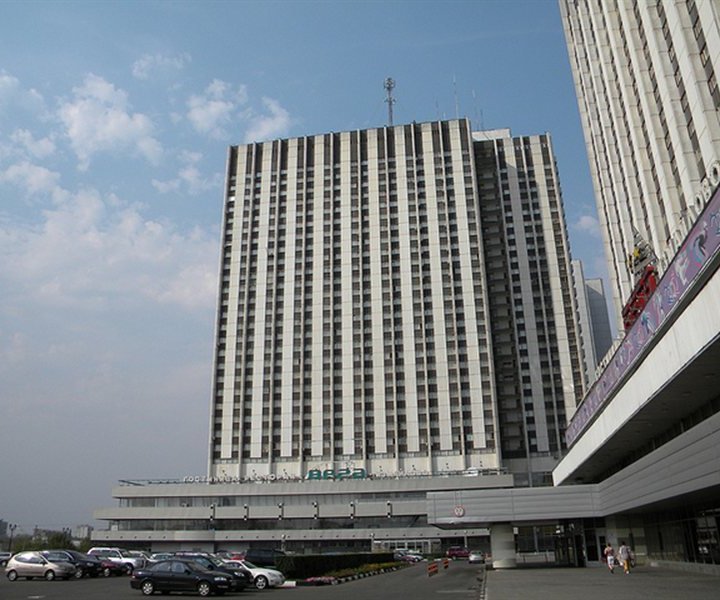 Vega Izmailovo Hotel