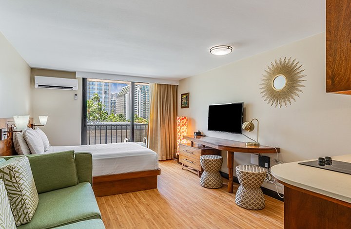 Bamboo Waikiki Apartment
