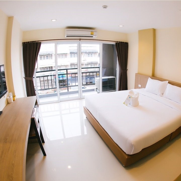 OMG Hotel