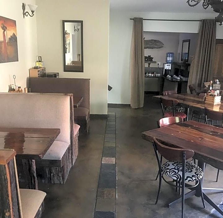 Africa Footprints Lodge Kempton Park