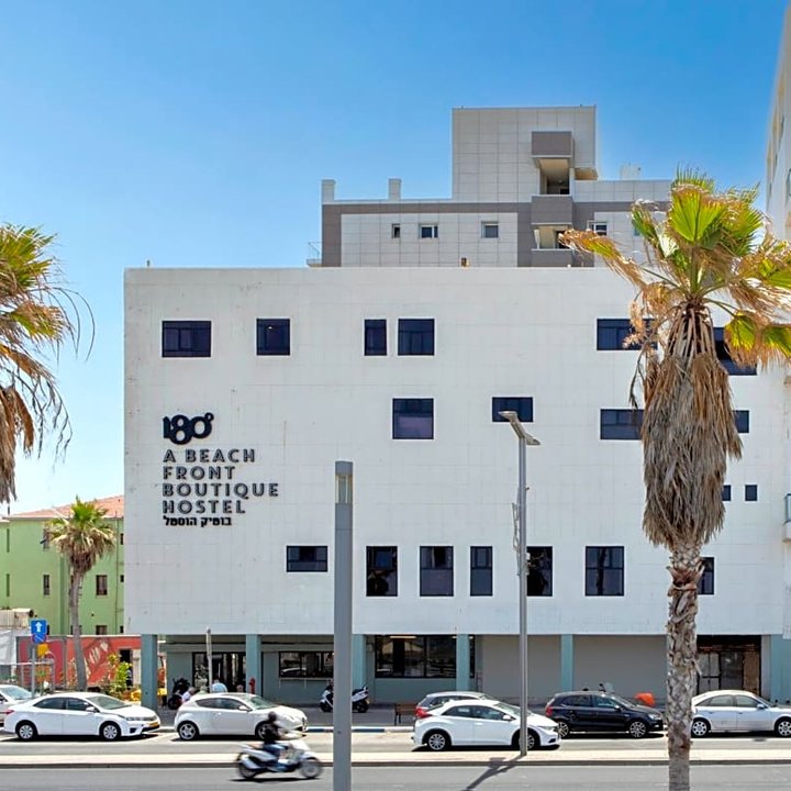 180 Boutique Hostel