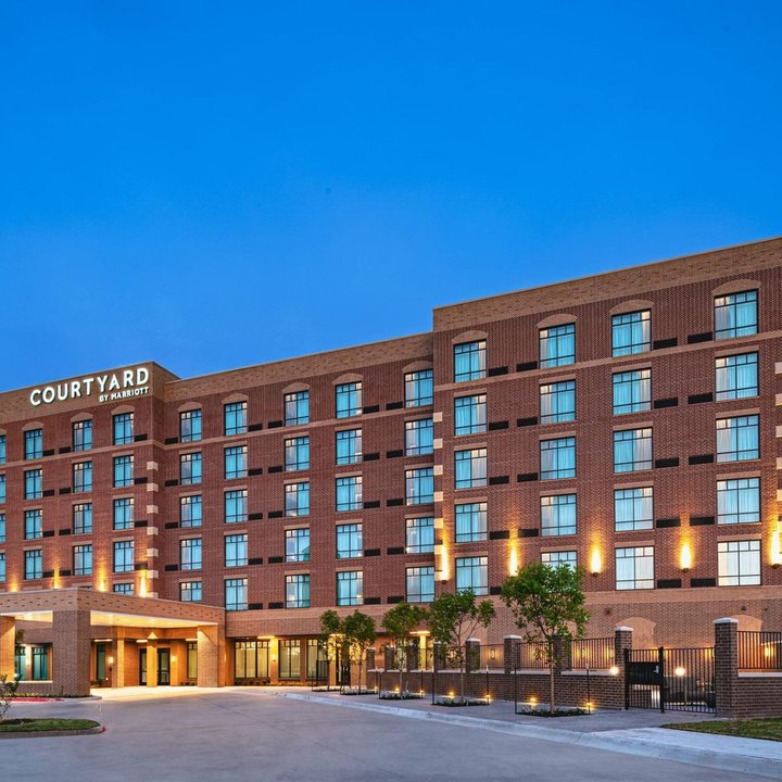 Courtyard By Marriott Dallas Frisco