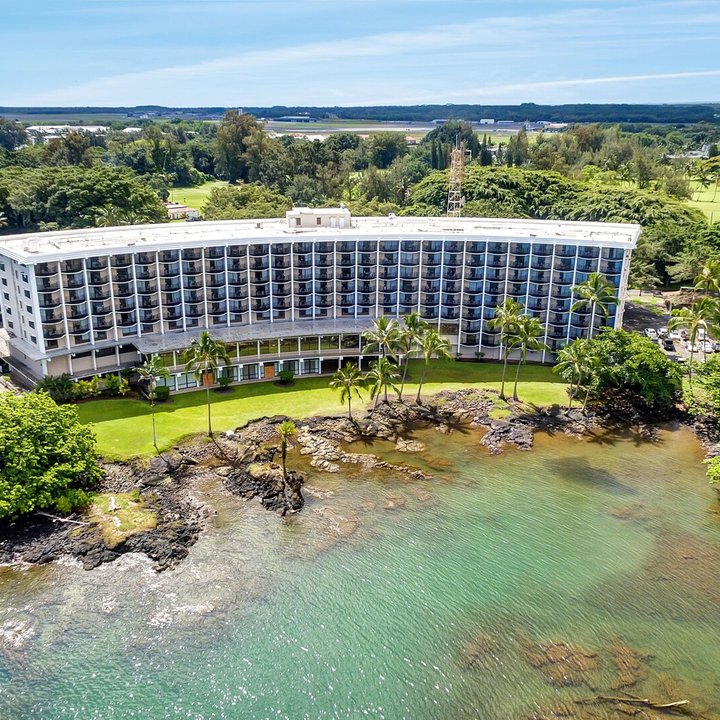 Castle Hilo Hawaiian Hotel