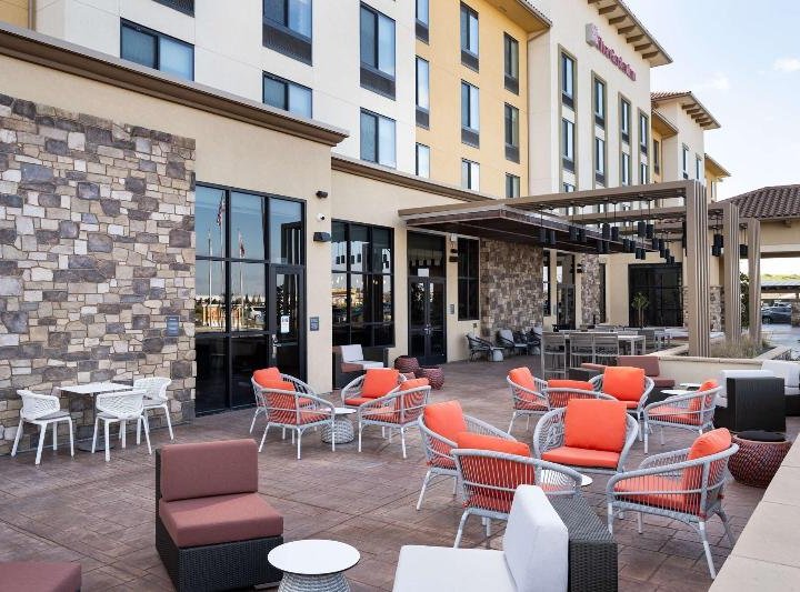 Hilton Garden Inn Visalia