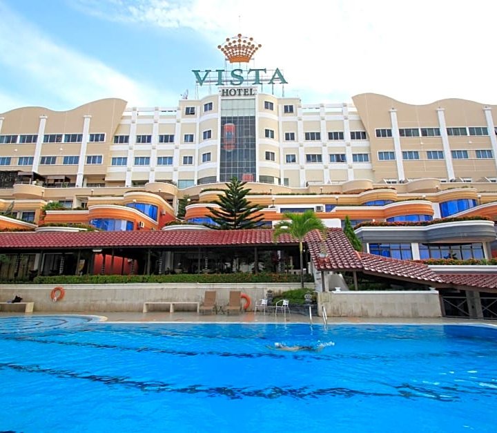 Crown Vista Hotel