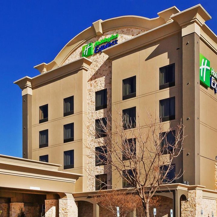 Holiday Inn Express Frisco Legacy Park Area