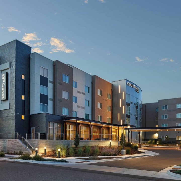 Courtyard by Marriott Denver Aurora