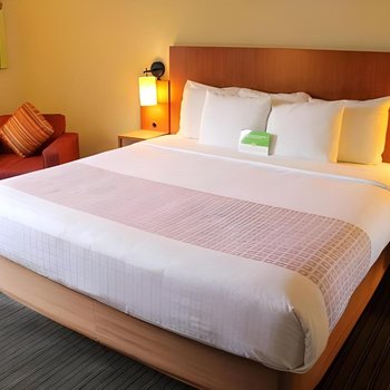 La Quinta Inn & Suites by Wyndham Miami Cutler Bay