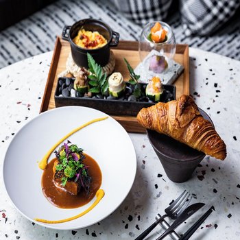 ザ·ライブリー福岡博多(THE LIVELY 福岡博多)