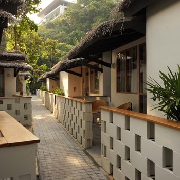 Escape Beach Resort