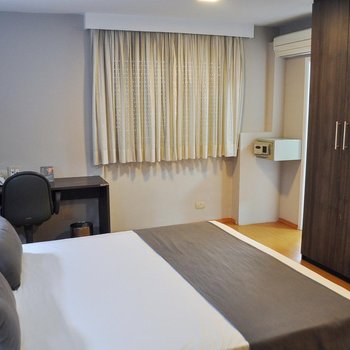 保利斯塔奇安諾酒店