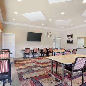 Best Western Plus Black Oak