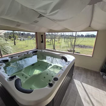 瑪斯塞里謝爾酒店