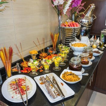 默特爾酒店阿爾舒哈達