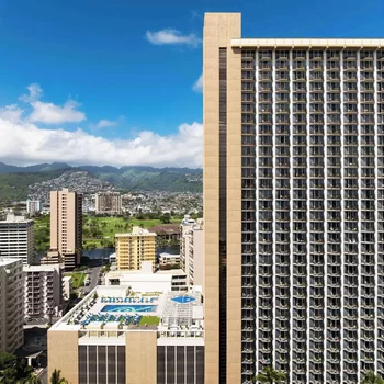 Hilton Waikiki Beach Resort & Spa