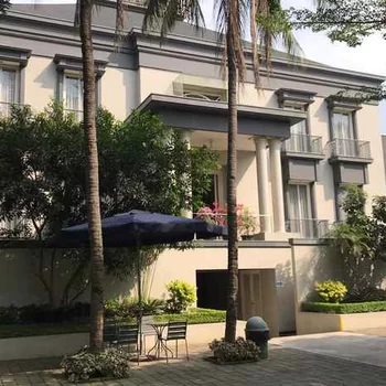 Home 899 Patal Senayan