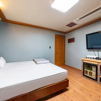 Busan Yeongdo Taejong Parktel