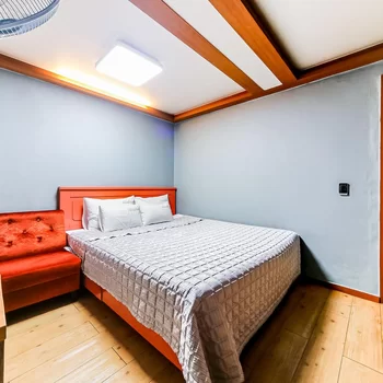 Busan Yeongdo Taejong Parktel