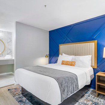 Chic Condo Retreat in Central Buckhead Atlanta