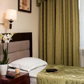 Hotel Primorye