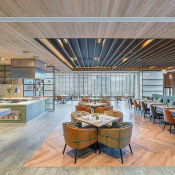 福朋喜來登阿蔔杜勒阿齊茲國王酒店