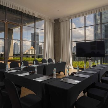 The Orient Jakarta, a Royal Hideaway Hotel