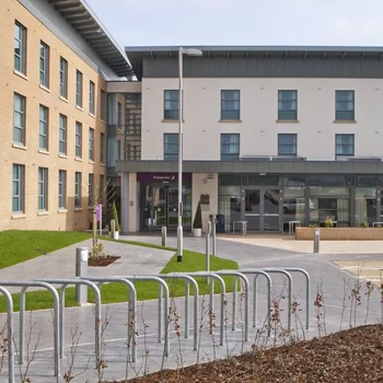 優品迎愛丁堡機場酒店(M9, Jct1)