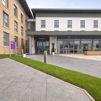 優品迎愛丁堡機場酒店(M9, Jct1)