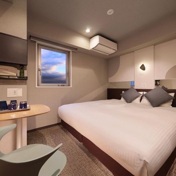 Tennoji Crystal Hotel