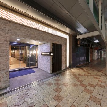 Nipponbashi Crystal Hotel