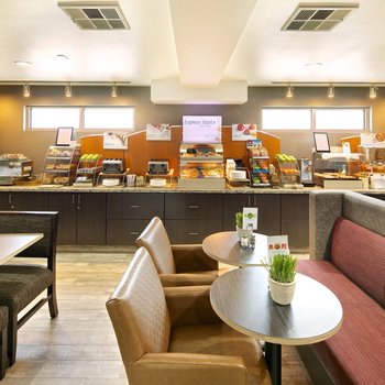 Holiday Inn Express & Suites Paso Robles