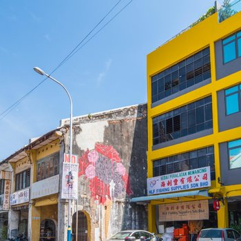 B Street Hotel