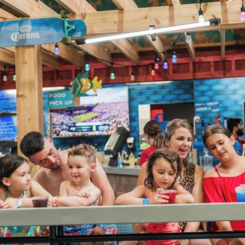 尼亞加拉瀑布大狼屋酒店