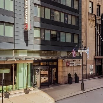 Hilton Garden Inn Chicago Downtown Riverwalk