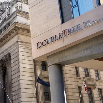 倫敦塔希爾頓逸林酒店