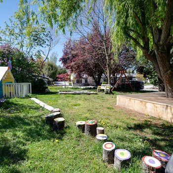 牌樓小屋汽車旅館