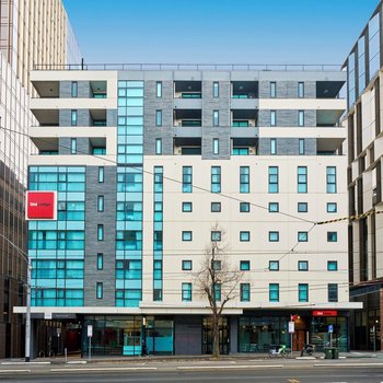 卡爾頓艾森絲酒店