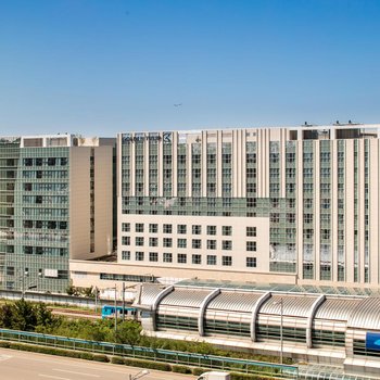 GOLDEN TULIP Incheon Airport Hotel & Suites