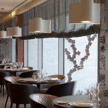 史詩薩那里斯本旅館