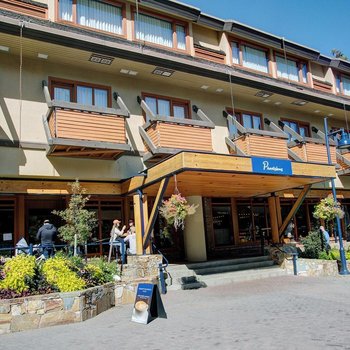 Blackcomb Lodge