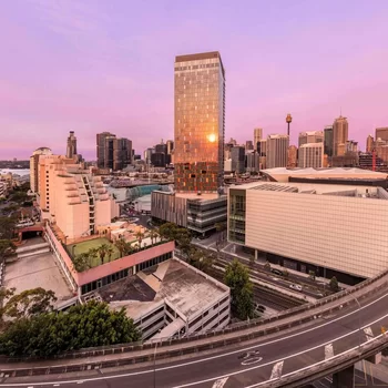 Oaks Sydney Goldsbrough Suites